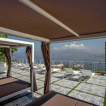 Relais Al Castello فندق مبيت وإفطار كاستيلاّماري دي ستا